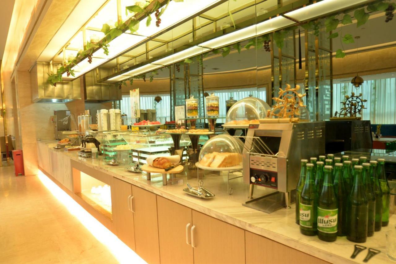 Metropolo Jin Jiang Hotels Turpan Administrative The Heart Of Pai Bagian luar foto
